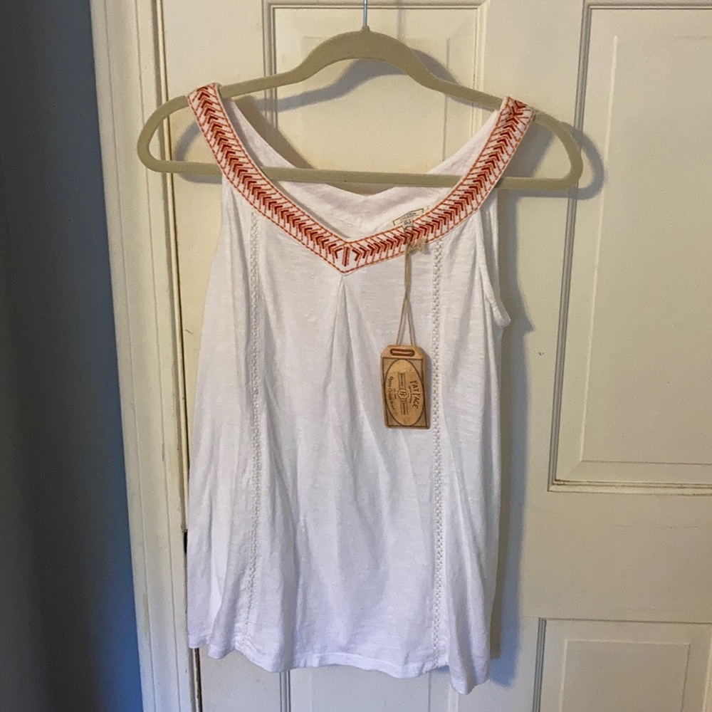 embroidered neck tank